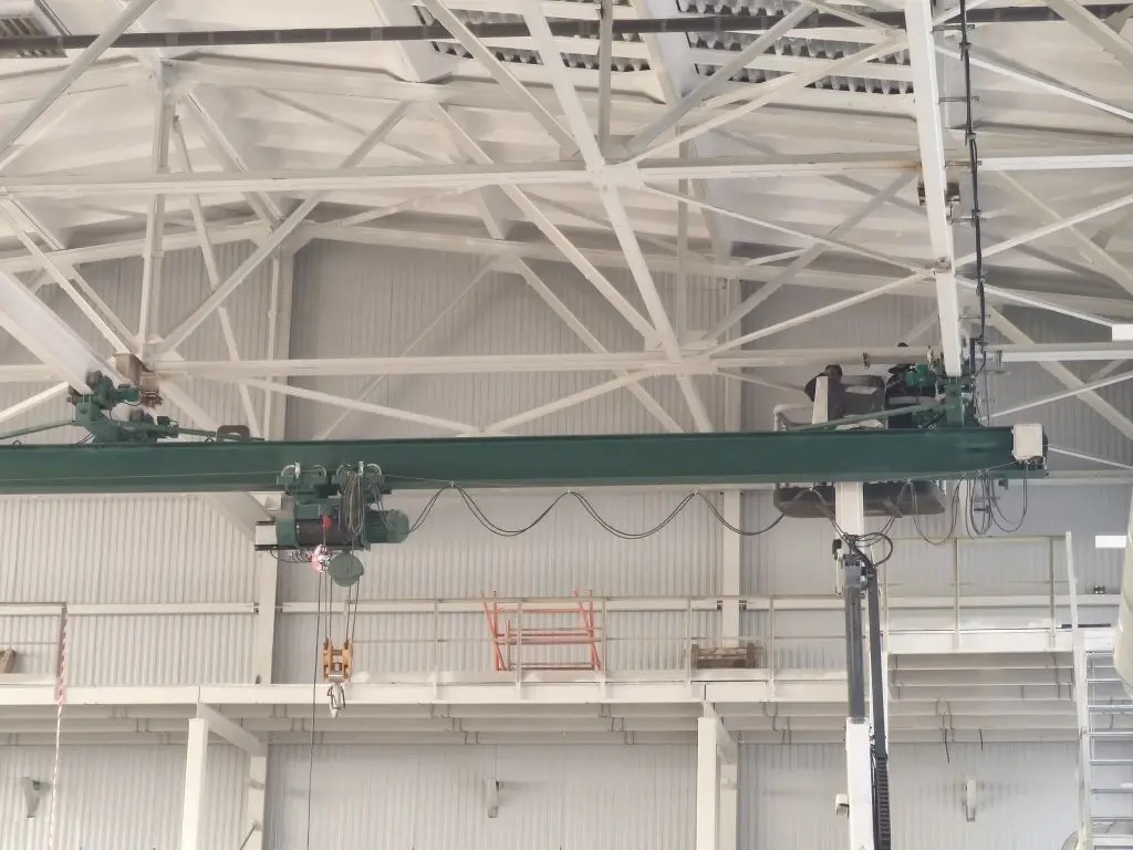 Чем отличается мостовой двухбалочный кран от мостового однобалочного